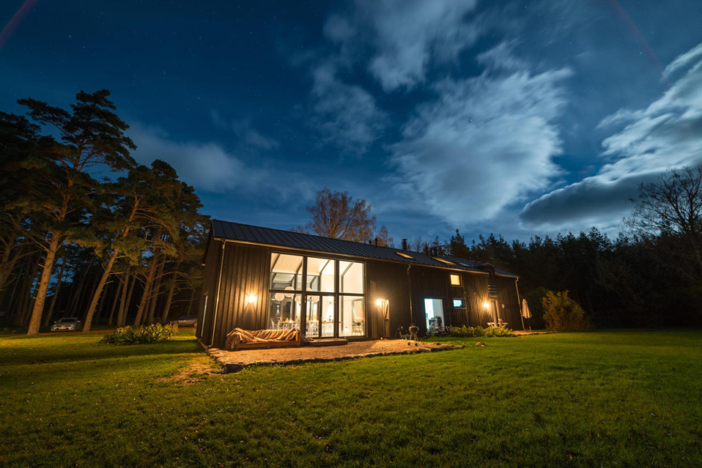 Hiiumaa ja Hõbekala külalistemaja
