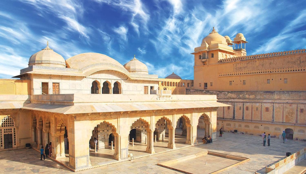 India ringreis Kuldne kolmnurk ja Varanasi 21.10 – 29.10.2020 (vene keeles)